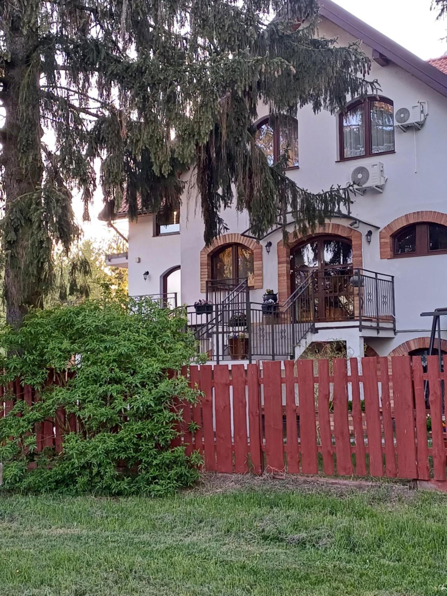 Gosciniec Twoje Mazury Nad Jeziorem Sniardwy Tuz Obok Plazy Nowe Guty Exterior photo